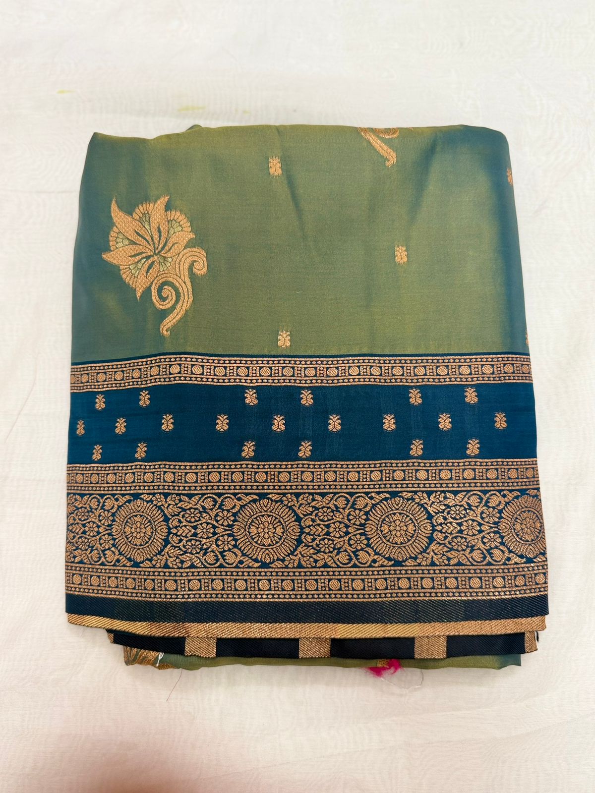 Vintage Pattu