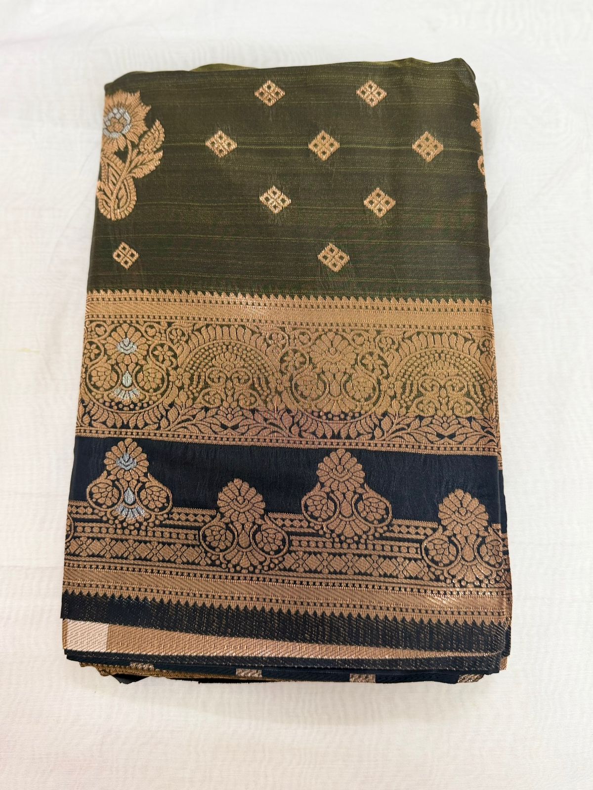 Vintage Pattu
